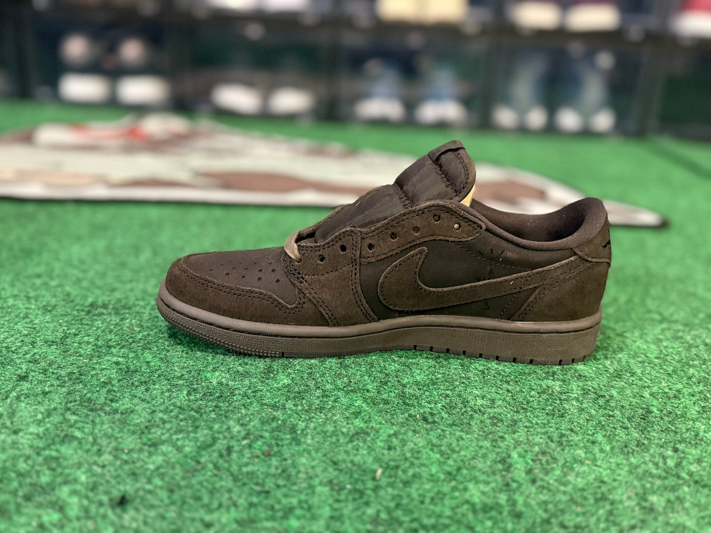 Jordan 1 Retro Low OG SP Travis Scott Velvet Brown