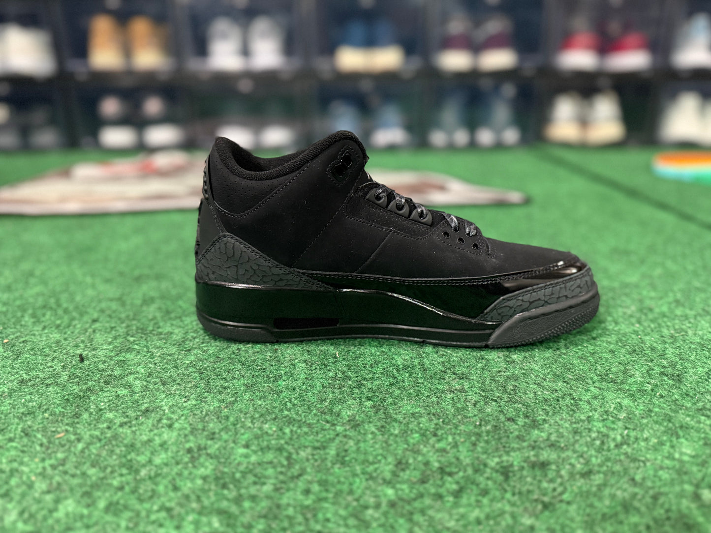 Jordan 3 Retro Black Cat (2025)